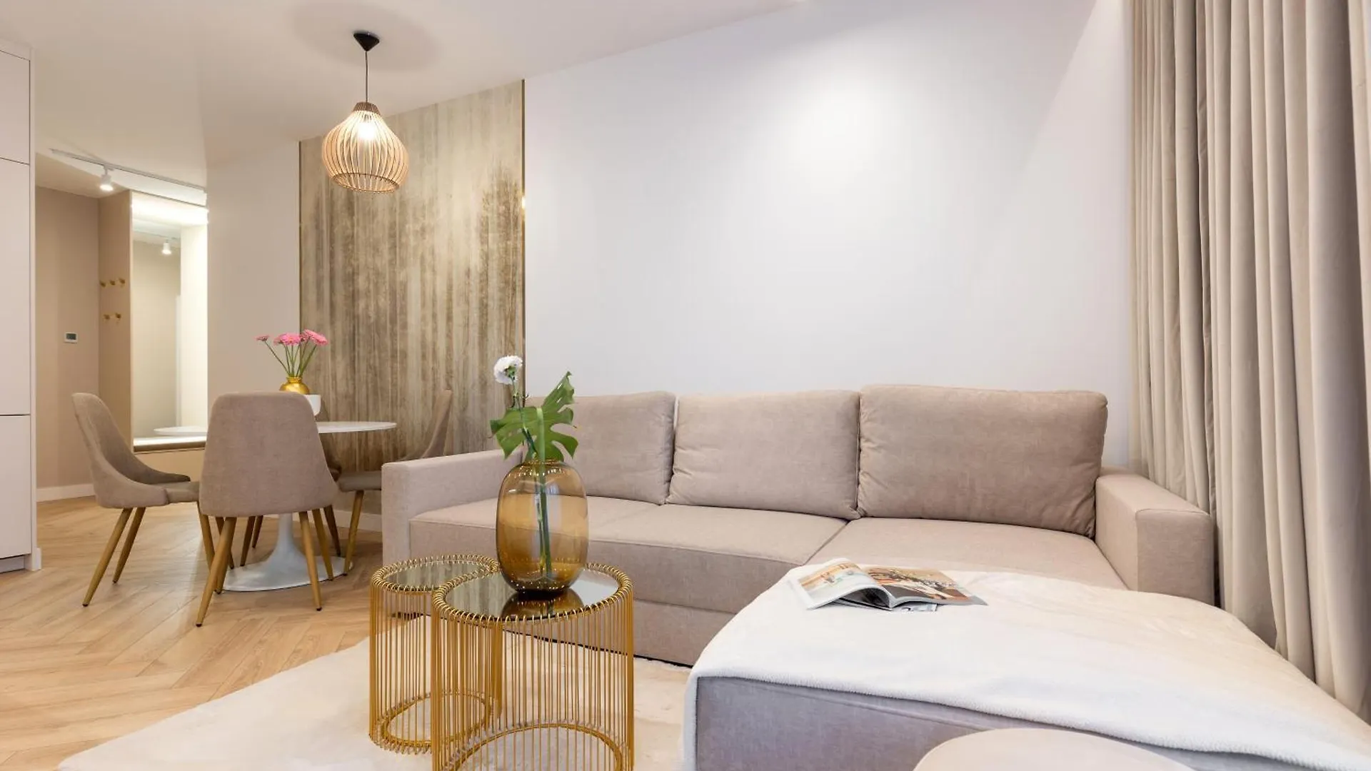 Smart City - Doki By Welcome Apartment Gdansk