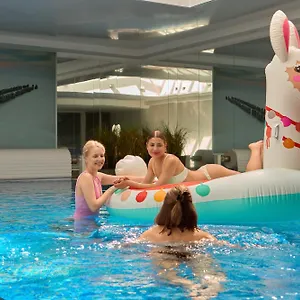 Waterlane Riverside - Spa, Pool, Gym & Parking By Downtown Danzig